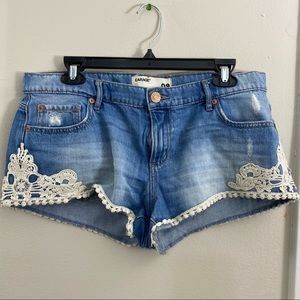 Garage floral low waisted jean shorts